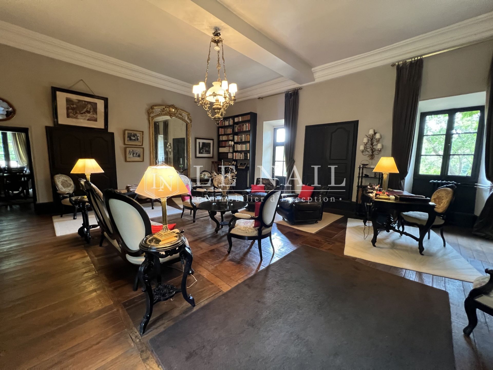property 14 rooms for sale on ANGOULEME (16000)