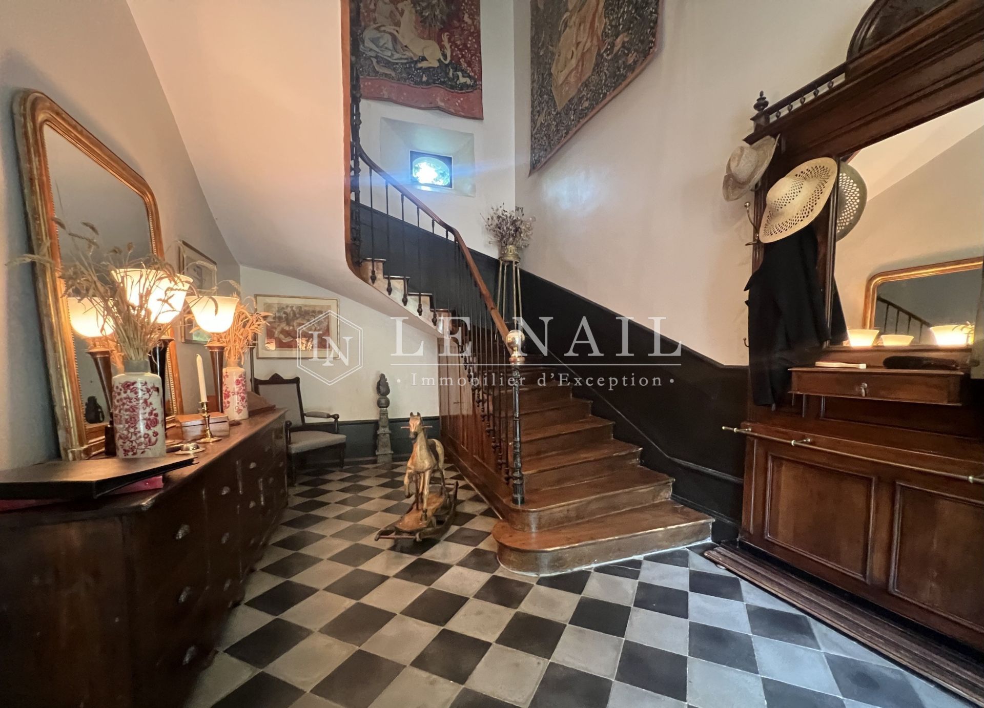 property 14 rooms for sale on ANGOULEME (16000)