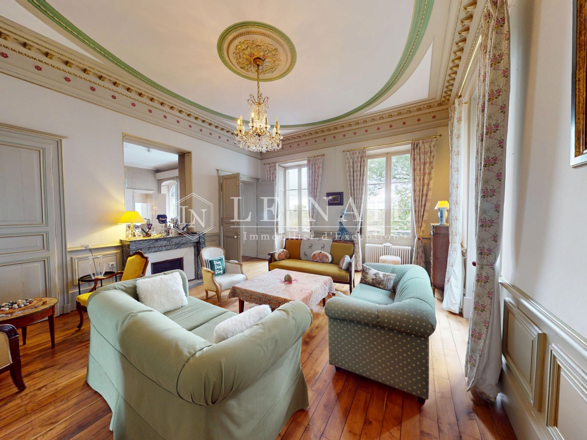castle 14 rooms for sale on BOURGES (18000)