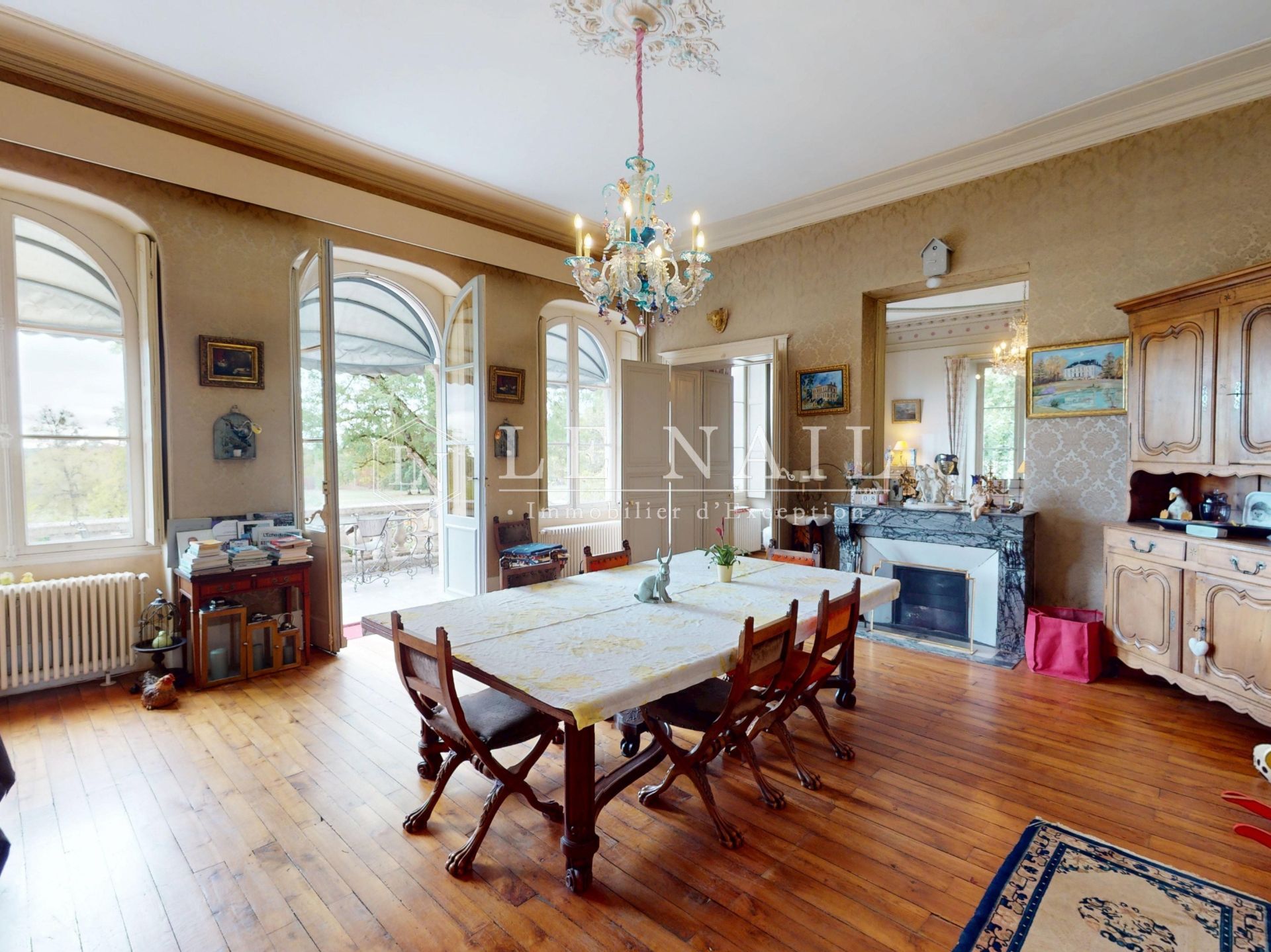 castle 14 rooms for sale on BOURGES (18000)
