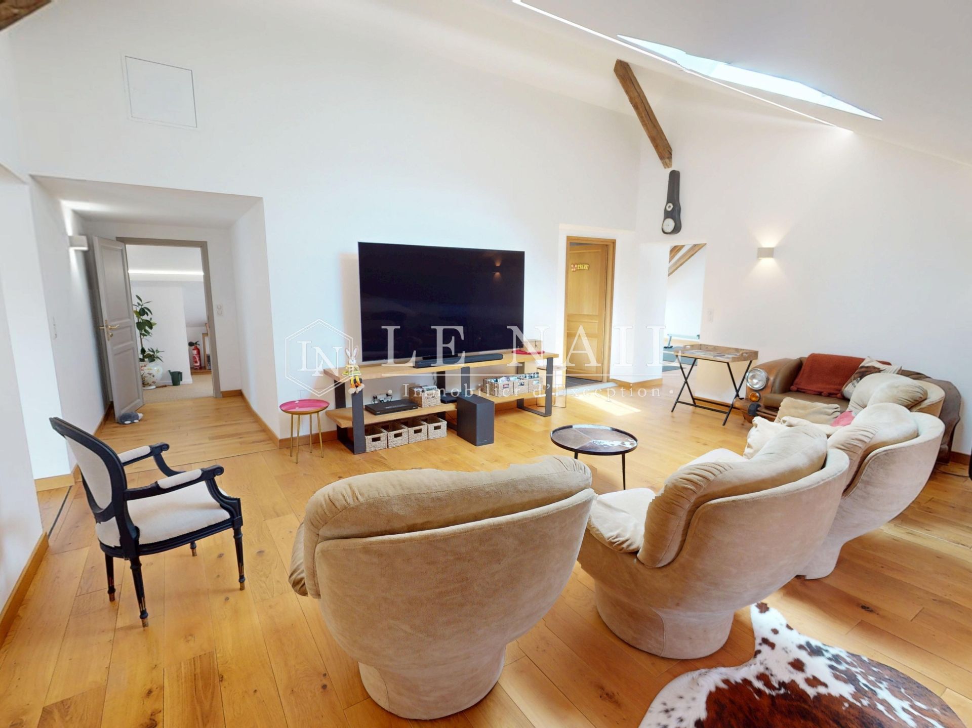 castle 14 rooms for sale on BOURGES (18000)