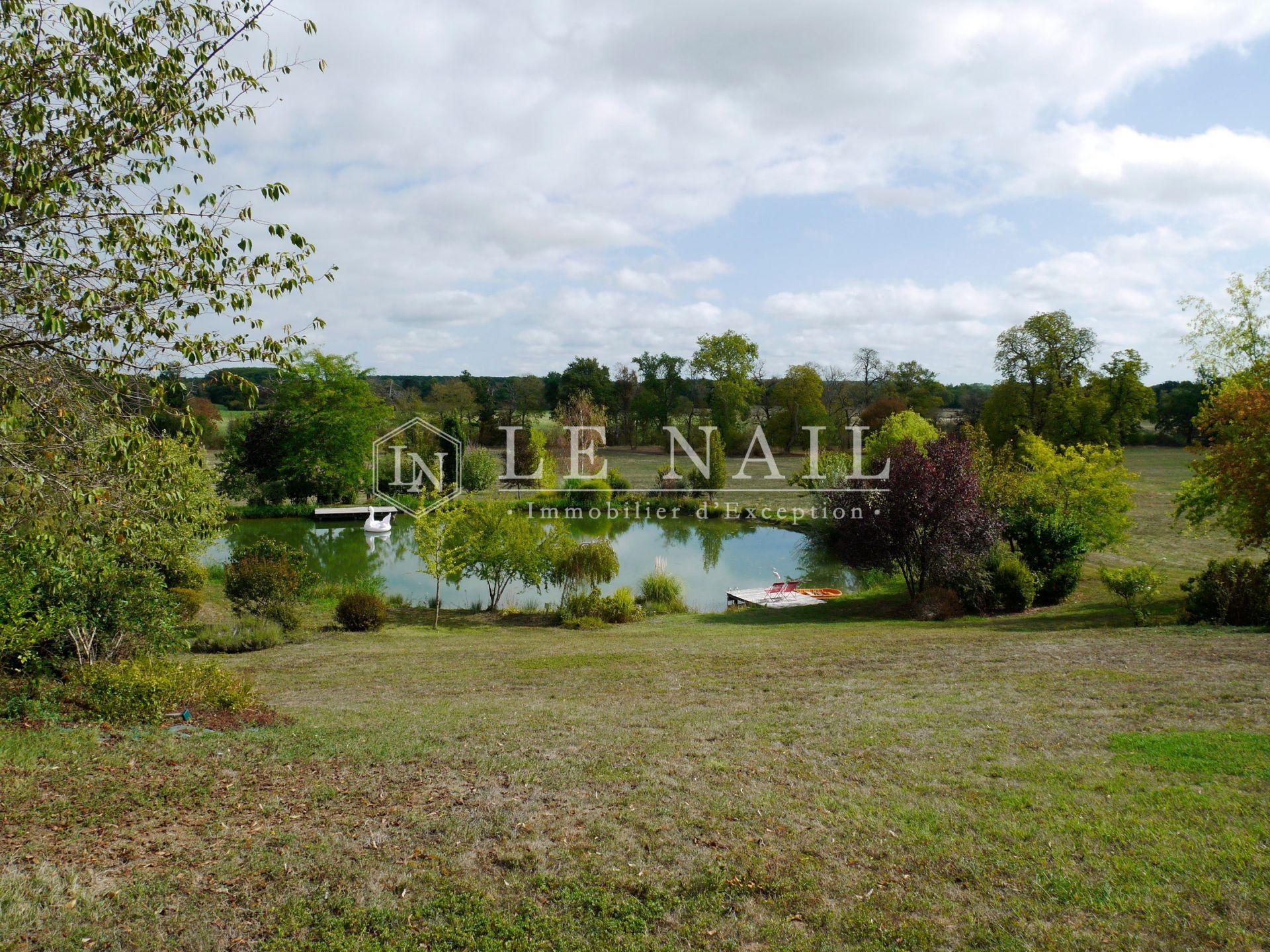 castle 14 rooms for sale on BOURGES (18000)