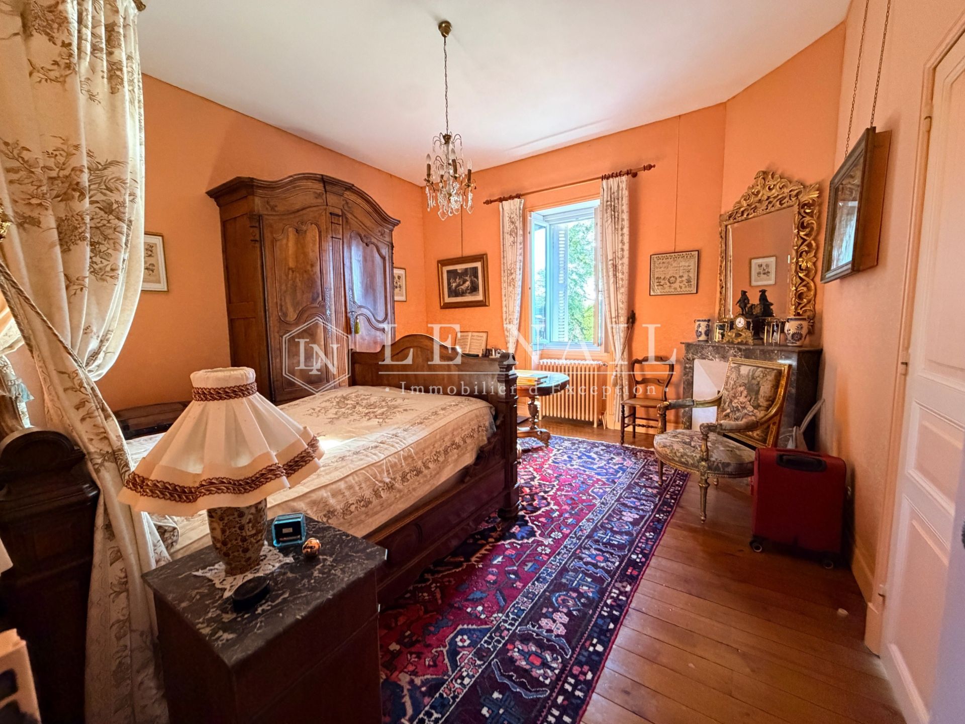 castle 13 rooms for sale on ST MAIXENT L ECOLE (79400)