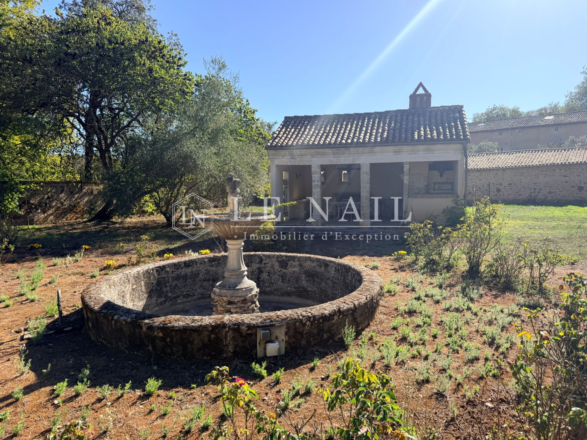 castle 13 rooms for sale on ST MAIXENT L ECOLE (79400)
