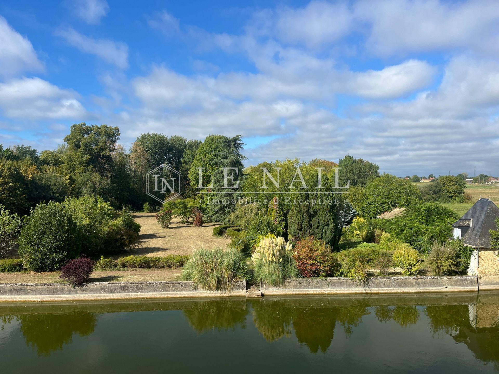 château 13 pièces en vente à LE MANS (72000)