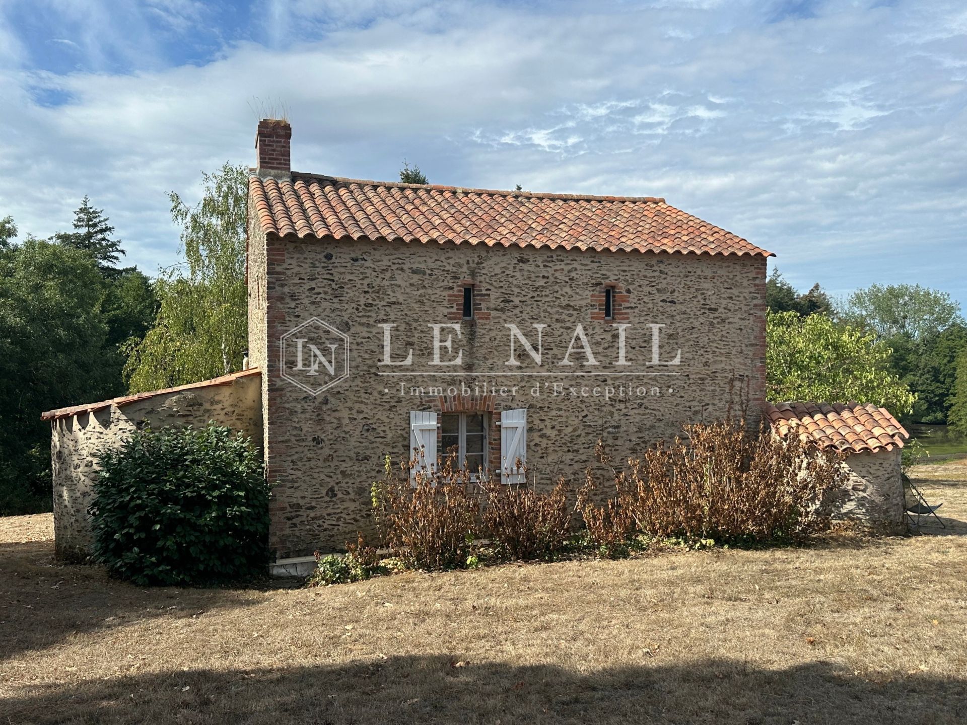 maison 9 pièces en vente à LE GIROUARD (85150)