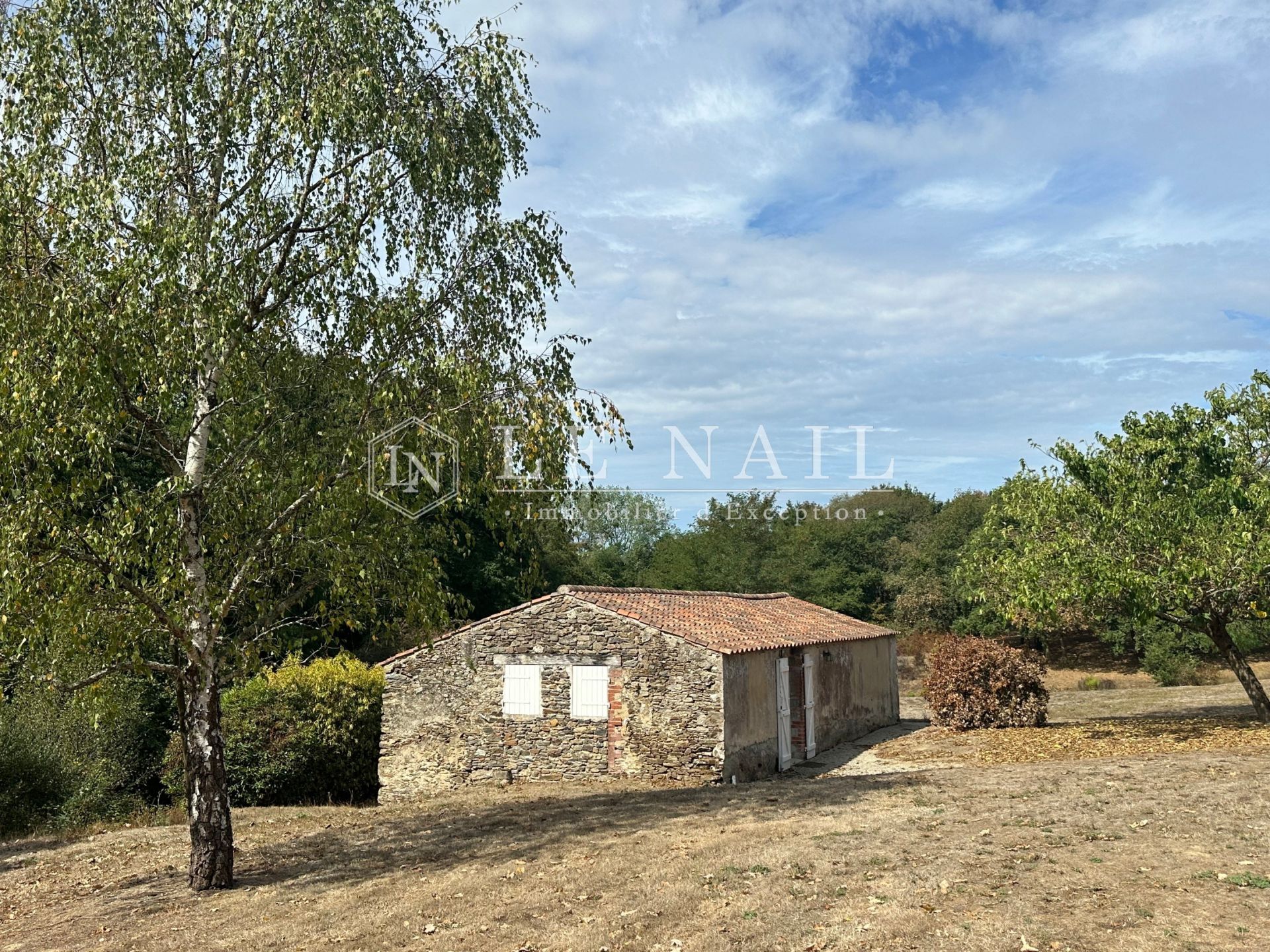 maison 9 pièces en vente à LE GIROUARD (85150)