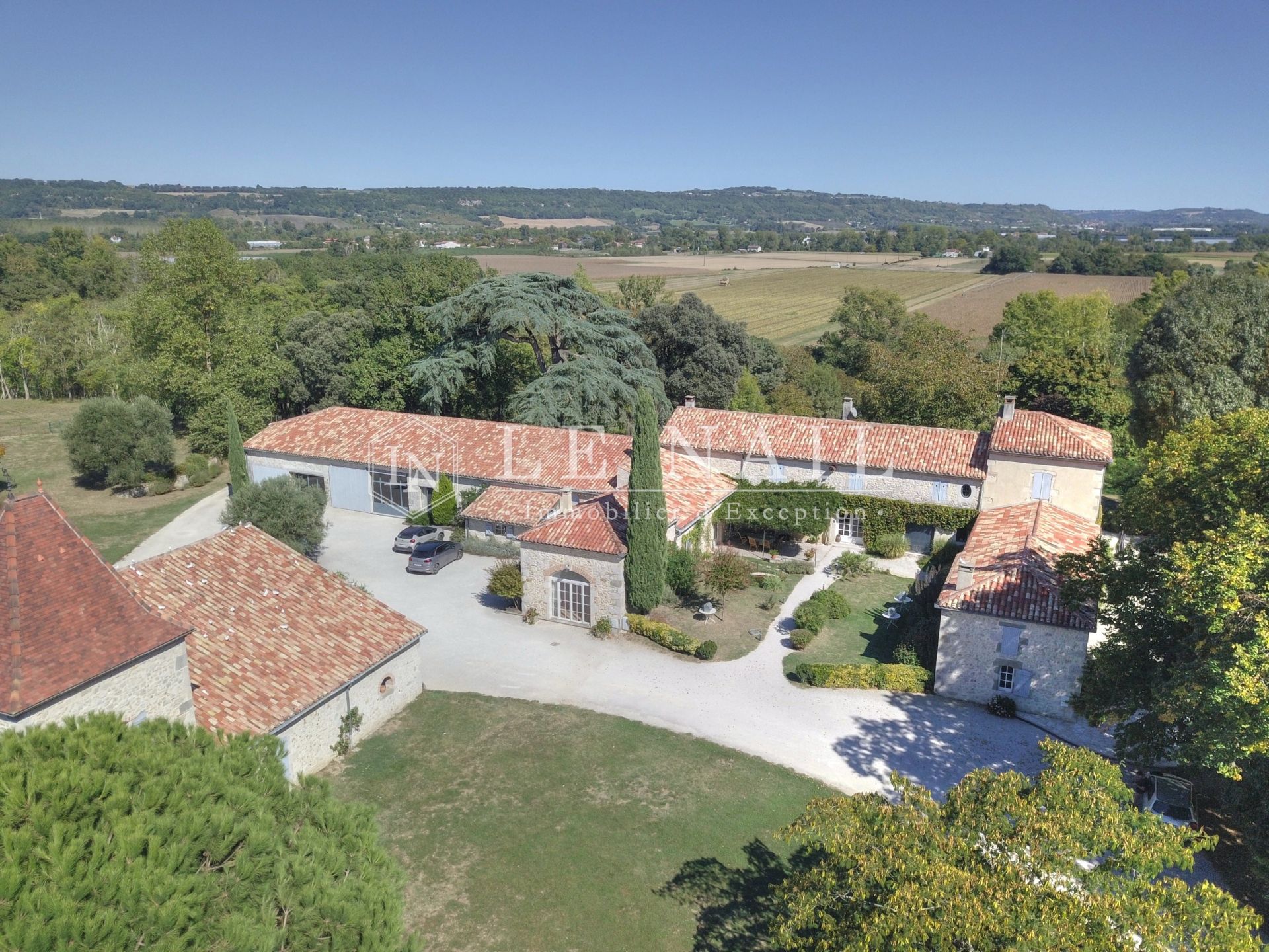 propriété 25 pièces en vente à NERAC (47600)