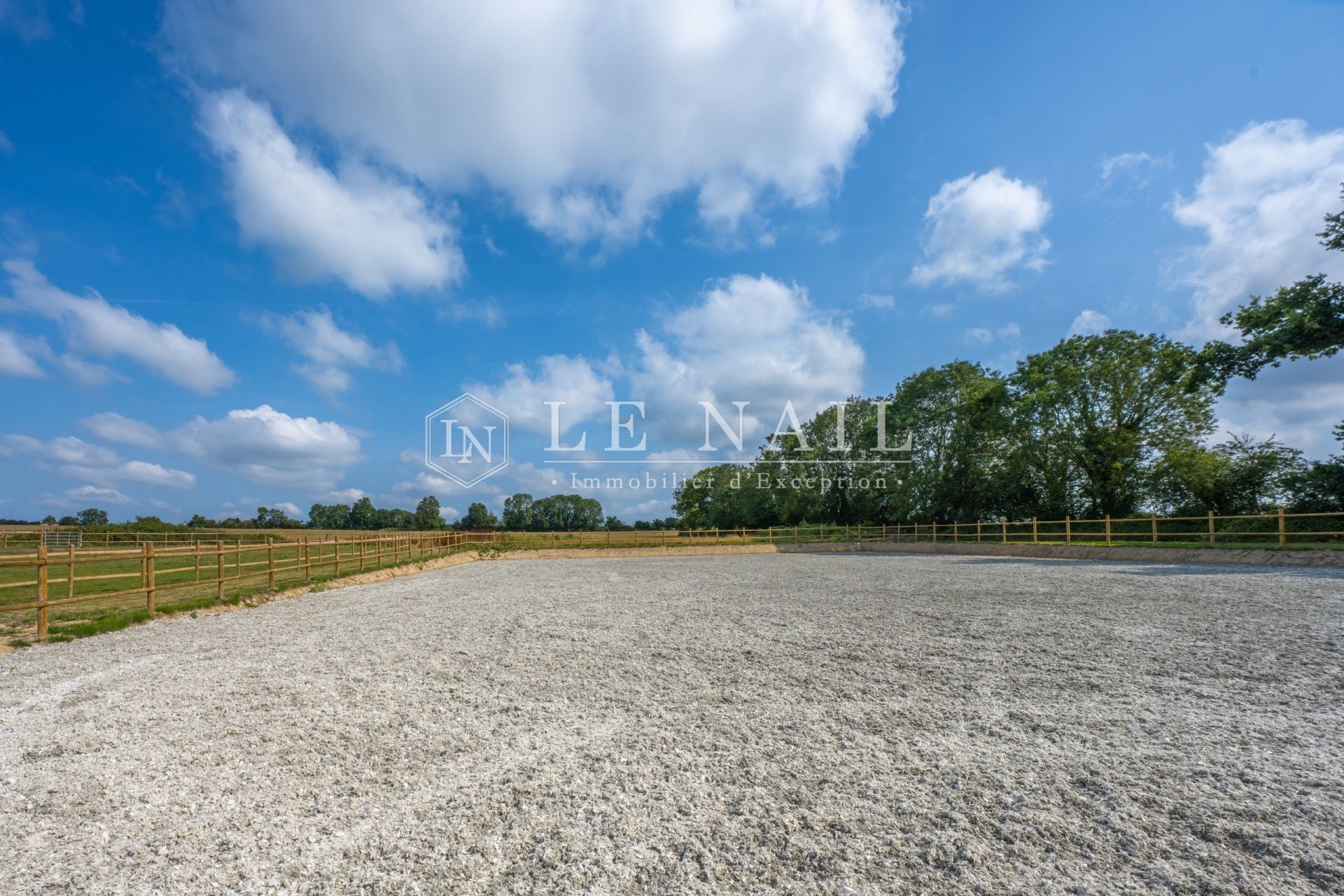 manoir 9 pièces en vente à ST LO (50000)