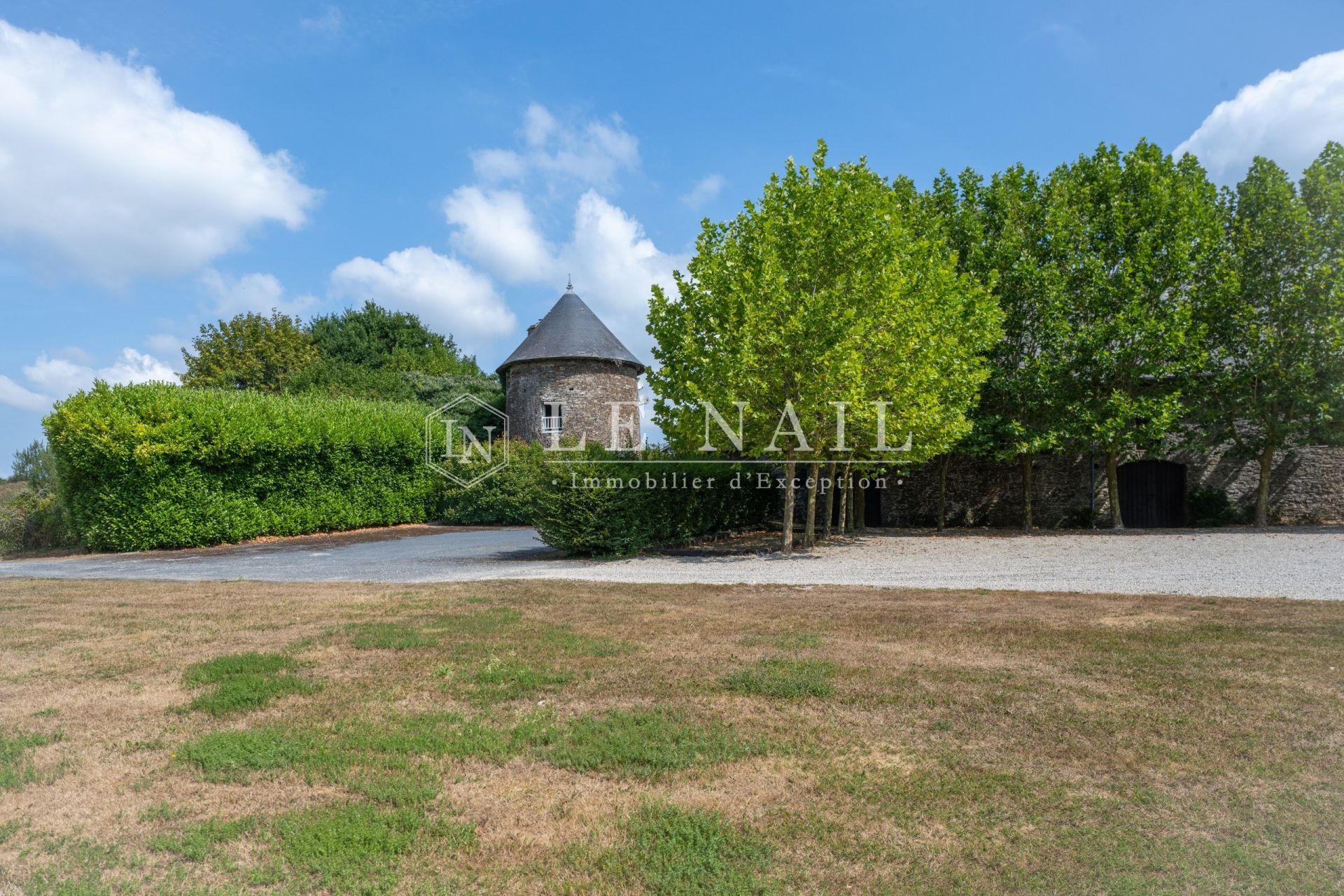 manoir 9 pièces en vente à ST LO (50000)