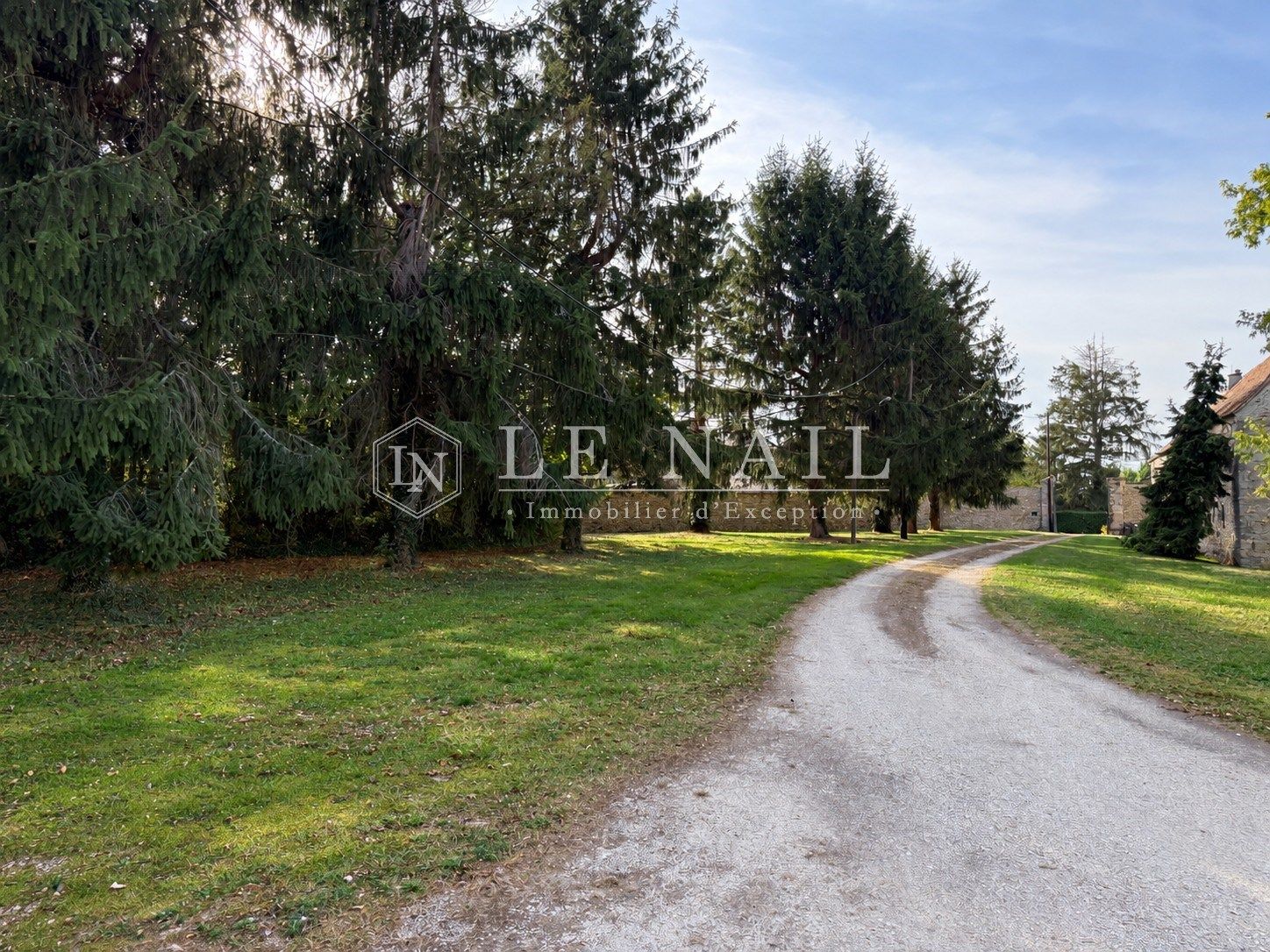 house 9 rooms for sale on ROZAY EN BRIE (77540)