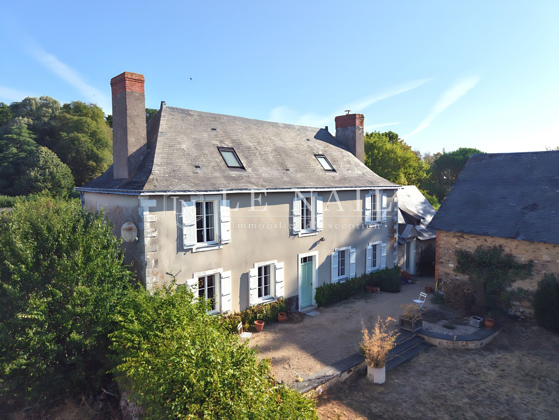 maison de maître 5 pièces en vente à LE LION D ANGERS (49220)