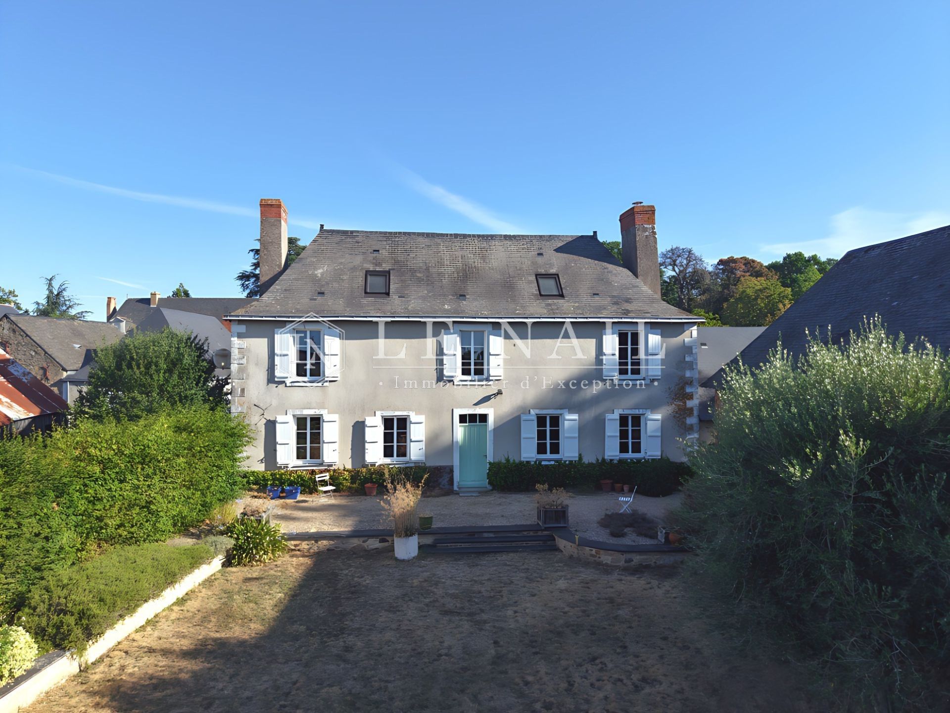 maison de maître 5 pièces en vente à LE LION D ANGERS (49220)