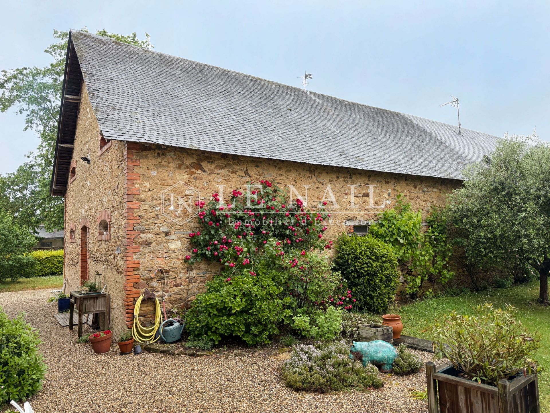 maison de maître 5 pièces en vente à LE LION D ANGERS (49220)