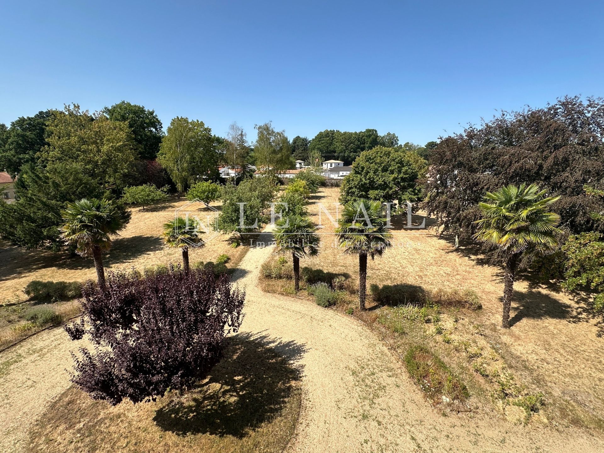 castle 14 rooms for sale on BASSE GOULAINE (44115)