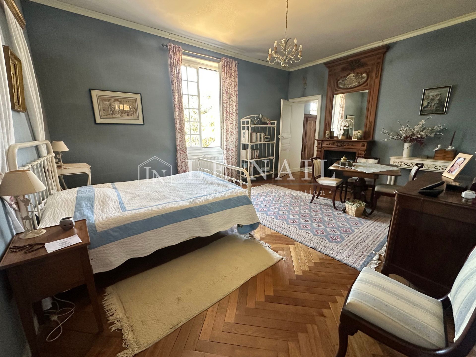 castle 14 rooms for sale on BASSE GOULAINE (44115)