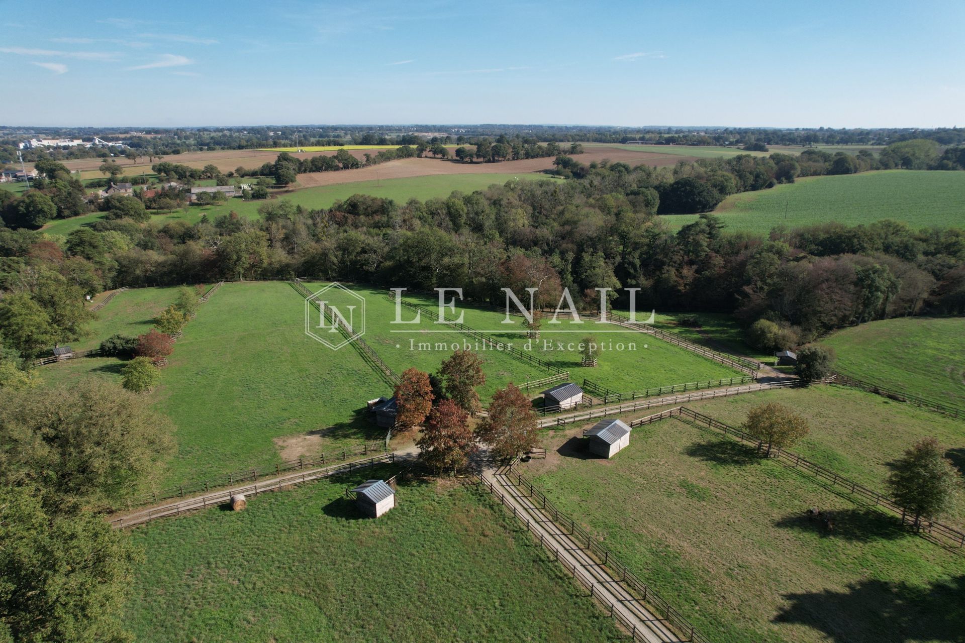 manoir 11 pièces en vente à CHATEAUBOURG (35220)