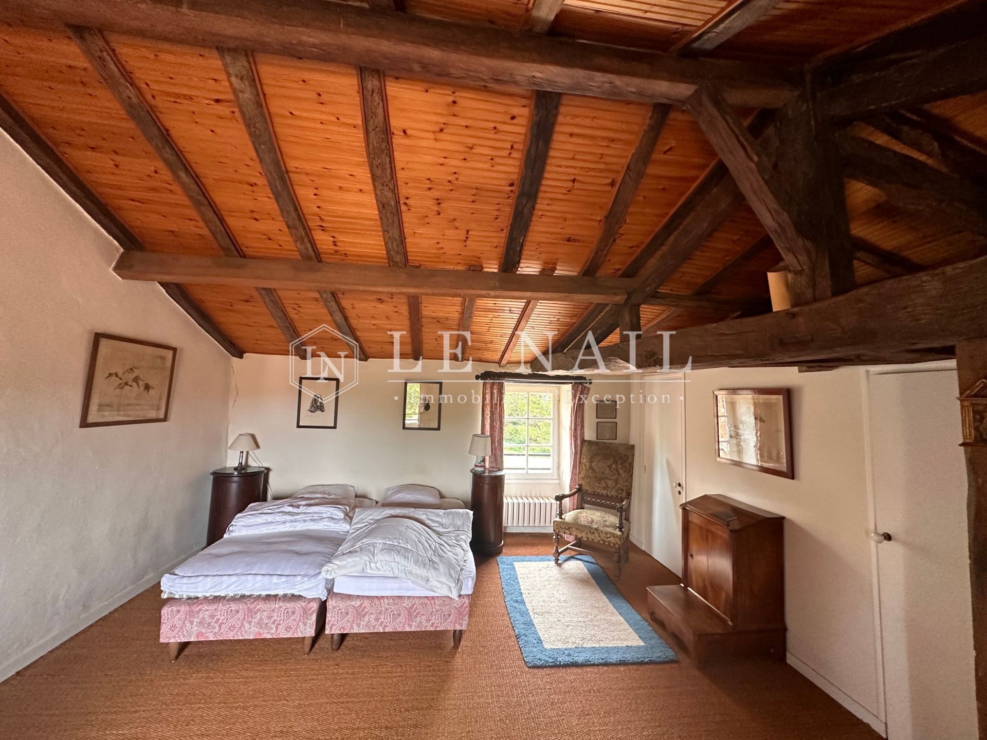propriété 8 pièces en vente à JARD SUR MER (85520)