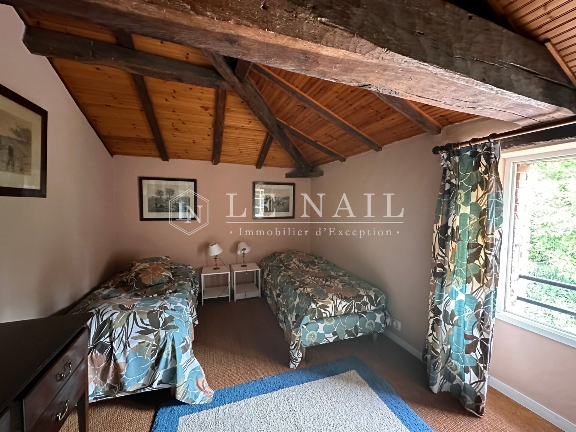 propriété 8 pièces en vente à JARD SUR MER (85520)
