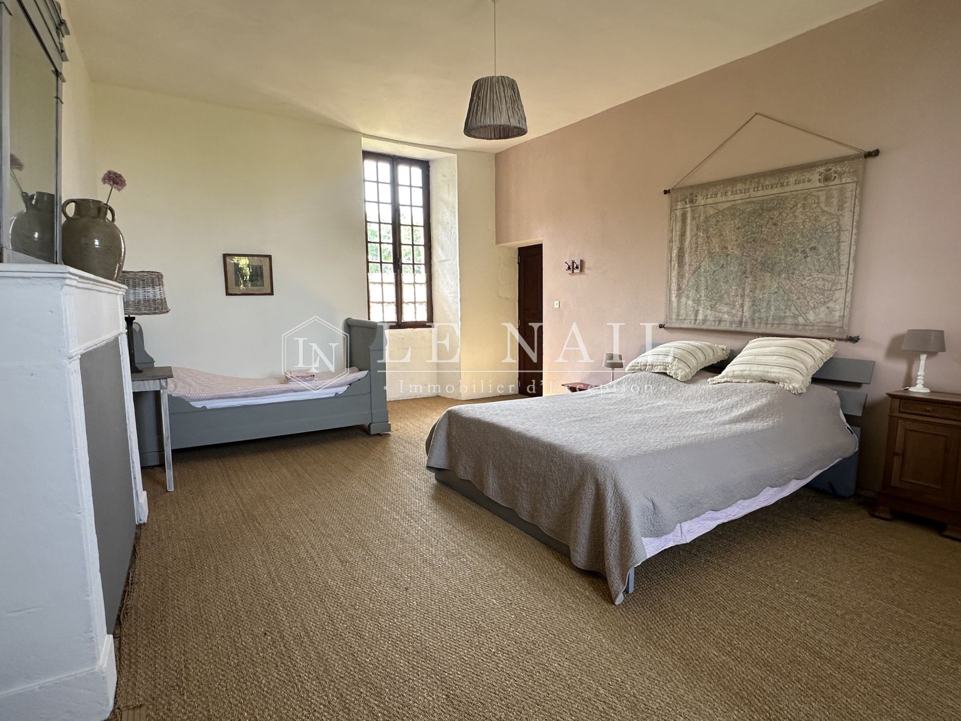 castle 6 rooms for sale on STE HERMINE (85210)