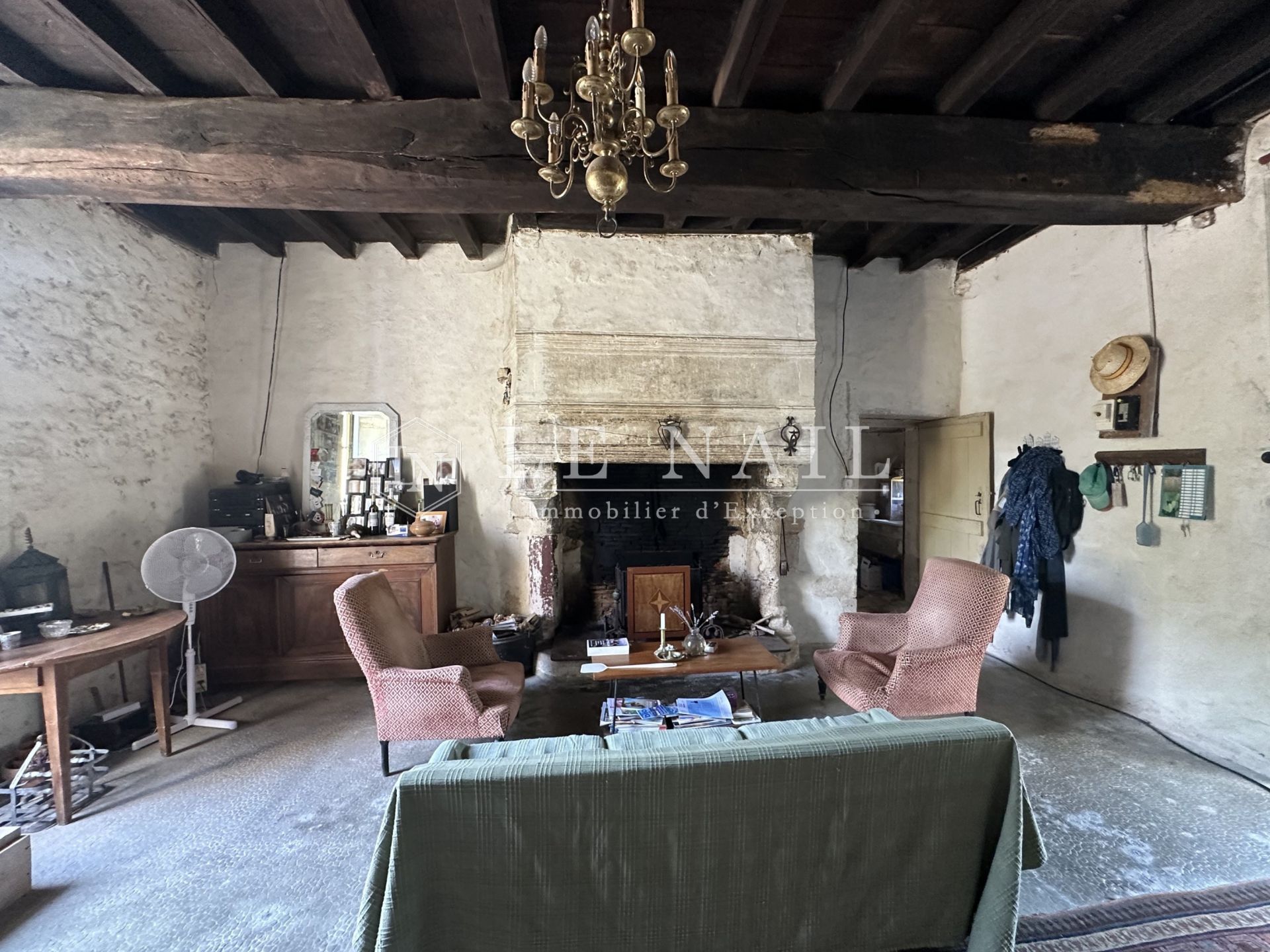 castle 6 rooms for sale on STE HERMINE (85210)