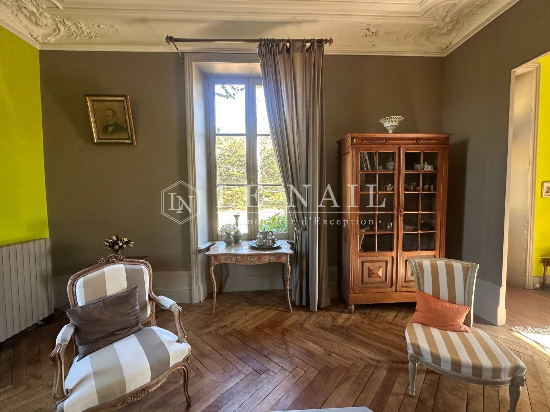 maison de maître 10 pièces en vente à MOUTIERS SUR LE LAY (85320)