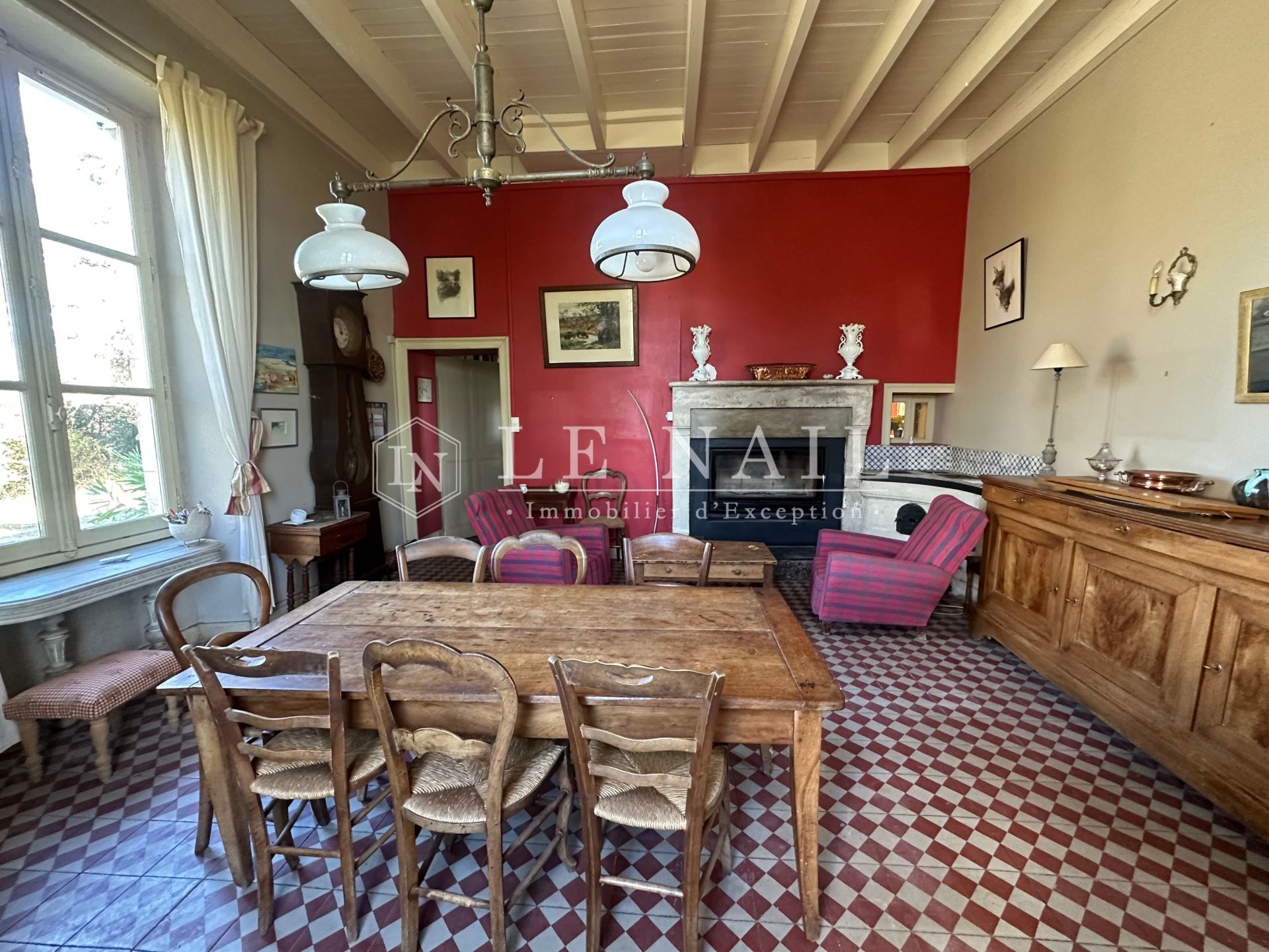 maison de maître 10 pièces en vente à MOUTIERS SUR LE LAY (85320)
