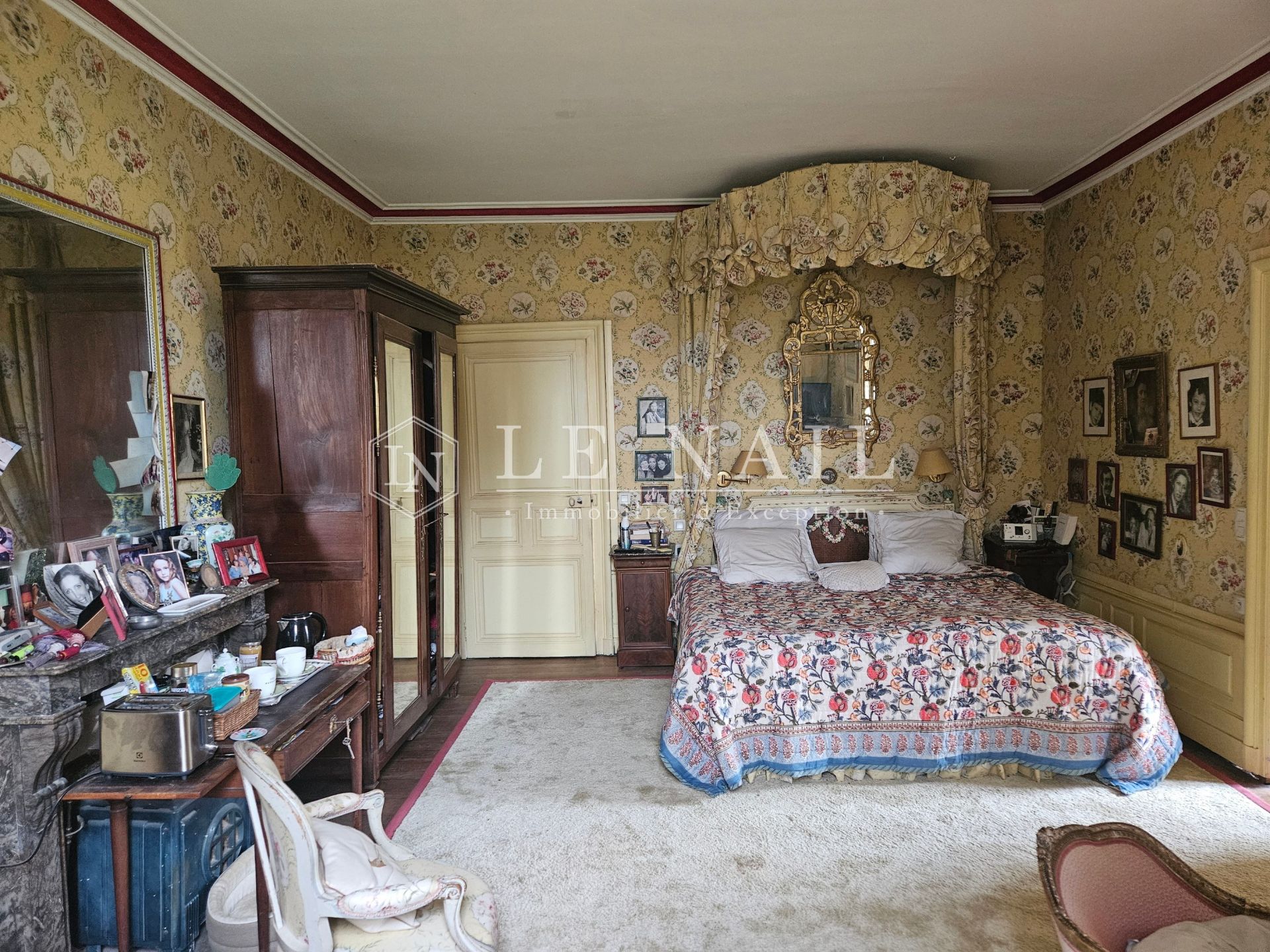 château 19 pièces en vente à LA FERTE BERNARD (72400)