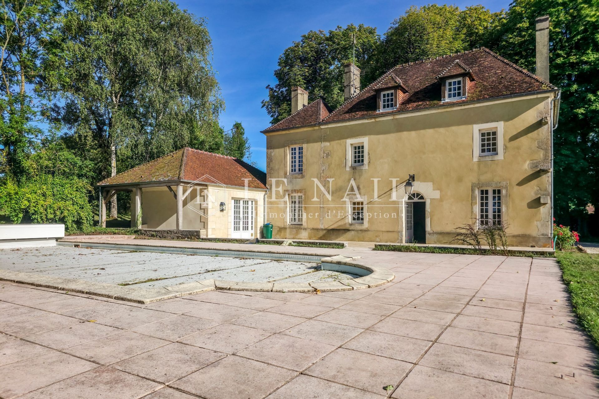 maison 9 pièces en vente à SEES (61500)