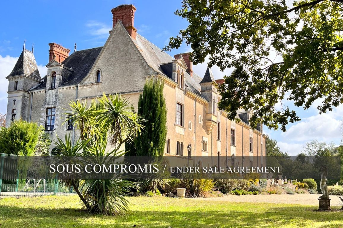 château 30 pièces en vente sur LA ROCHE SUR YON (85000) - Plus de details