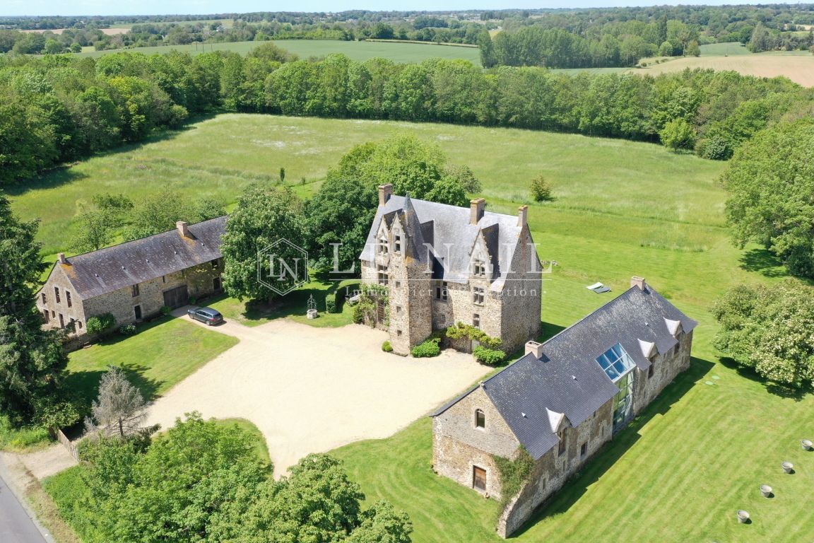 manor house 6 rooms for sale on LAVAL (53000) - See details