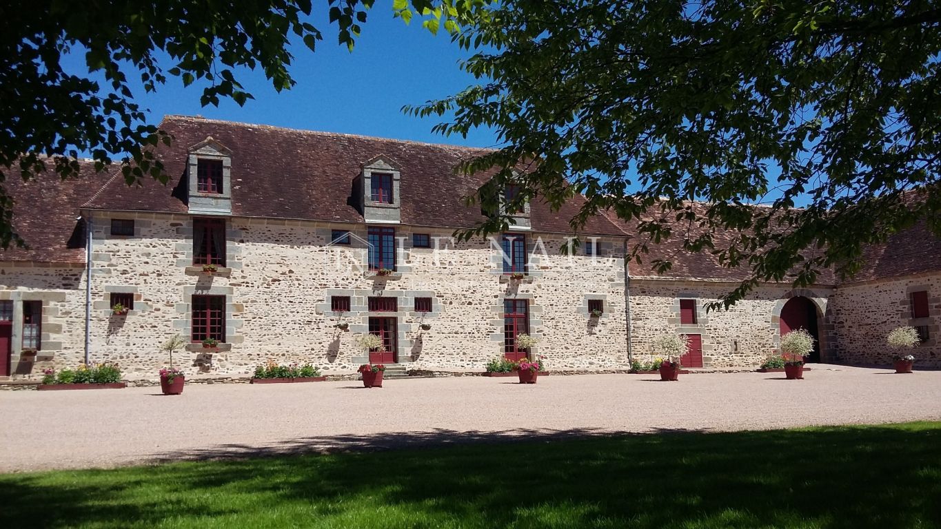 manoir 7 pièces en vente à ARGENTAN (61200) - Plus de details