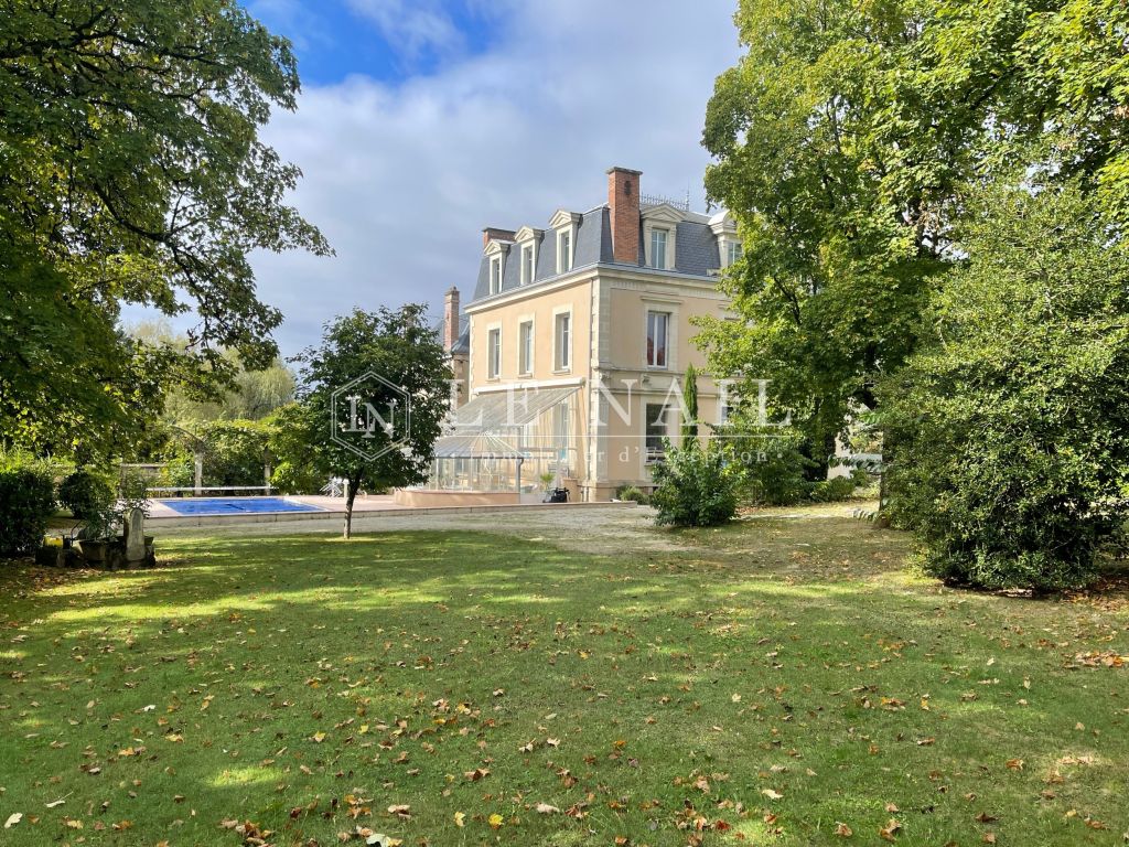 mansion 11 rooms for sale on ST JUNIEN (87200) - See details