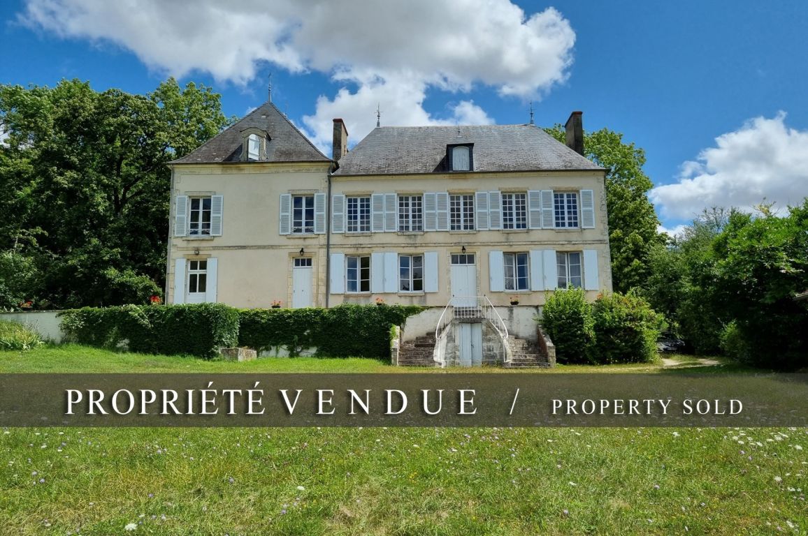 maison bourgeoise 13 pièces en vente à BOURGES (18000) - Plus de details