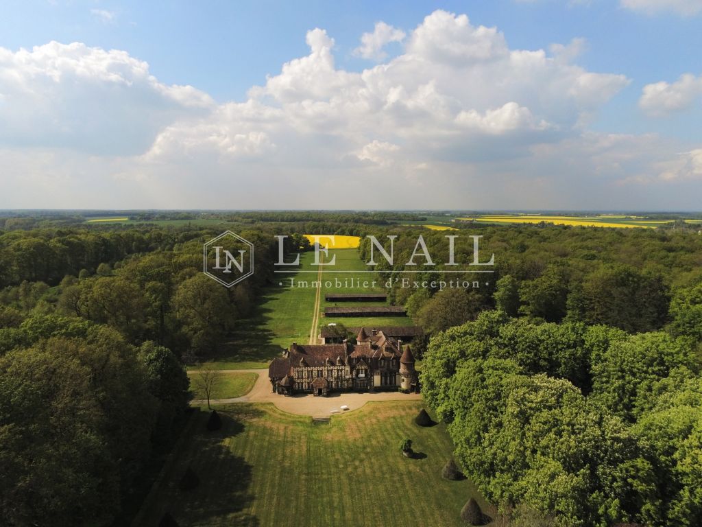 château 27 pièces en vente à SENONCHES (28250) - Plus de details