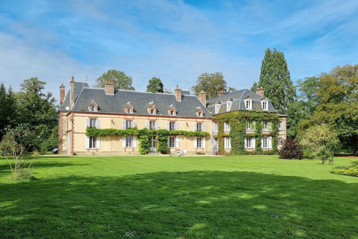 château 22 pièces en vente à L AIGLE (61300) - Plus de details