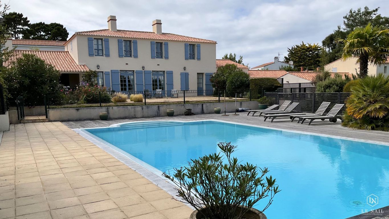 maison 10 pièces en vente à NOIRMOUTIER EN L ILE (85330) - Plus de details