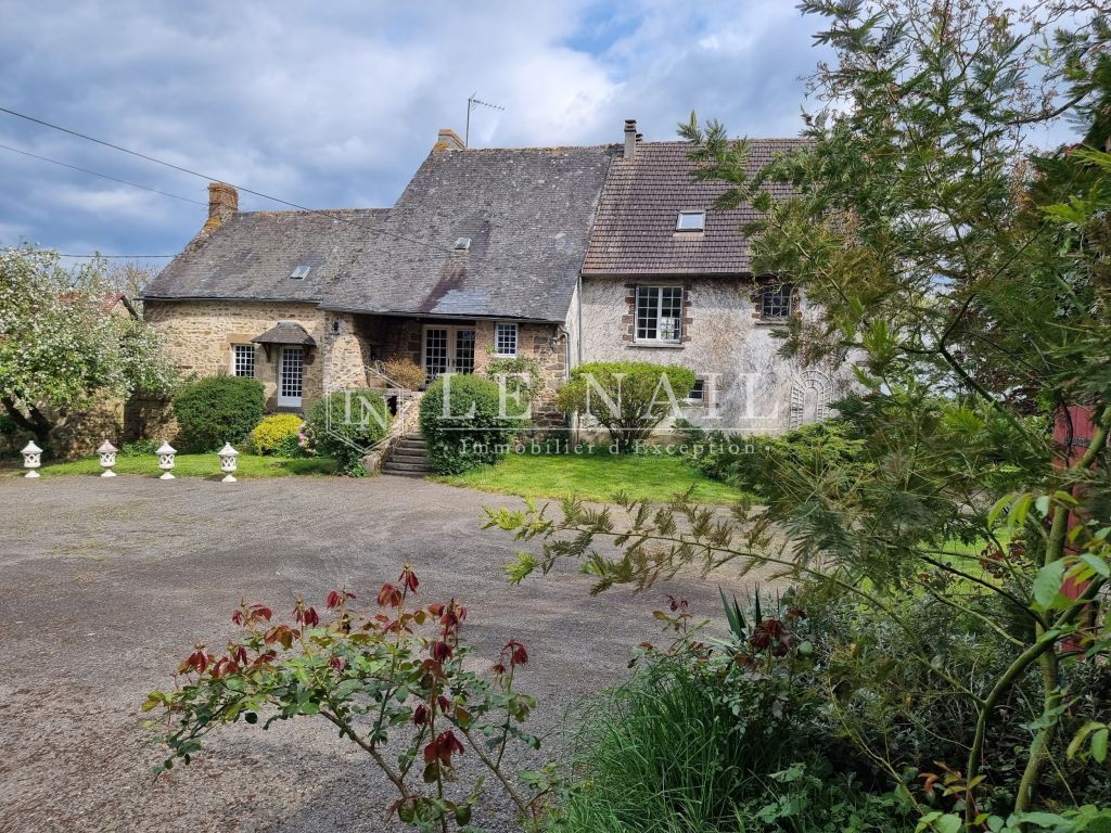 house 8 rooms for sale on FRESNAY SUR SARTHE (72130) - See details