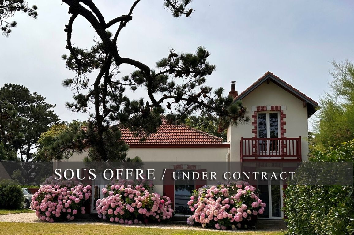 villa 7 pièces en vente à MESQUER (44420) - Plus de details