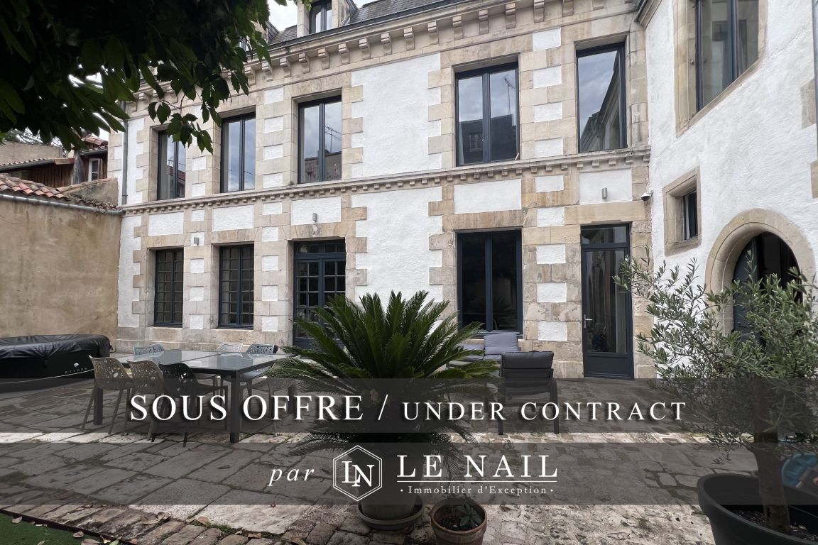 townhouse 12 rooms for sale on POITIERS (86000) - See details