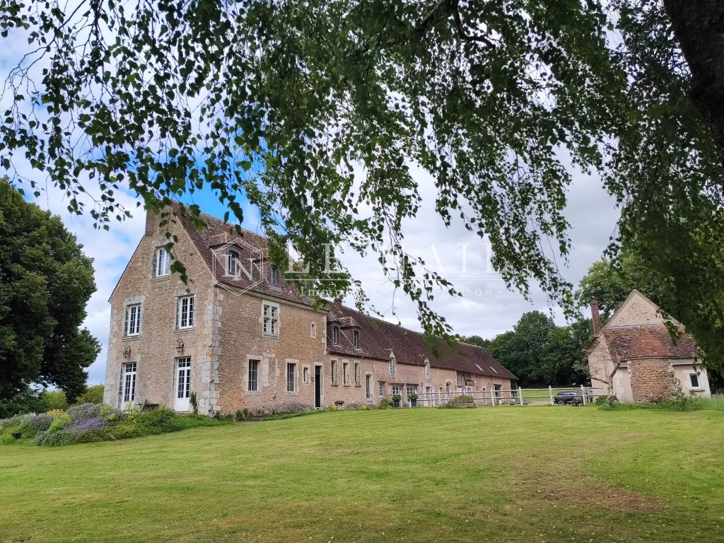 manoir 16 pièces en vente à NOGENT LE ROTROU (28400) - Plus de details