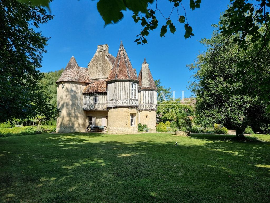 manor house 8 rooms for sale on ST PIERRE SUR DIVES (14170) - See details
