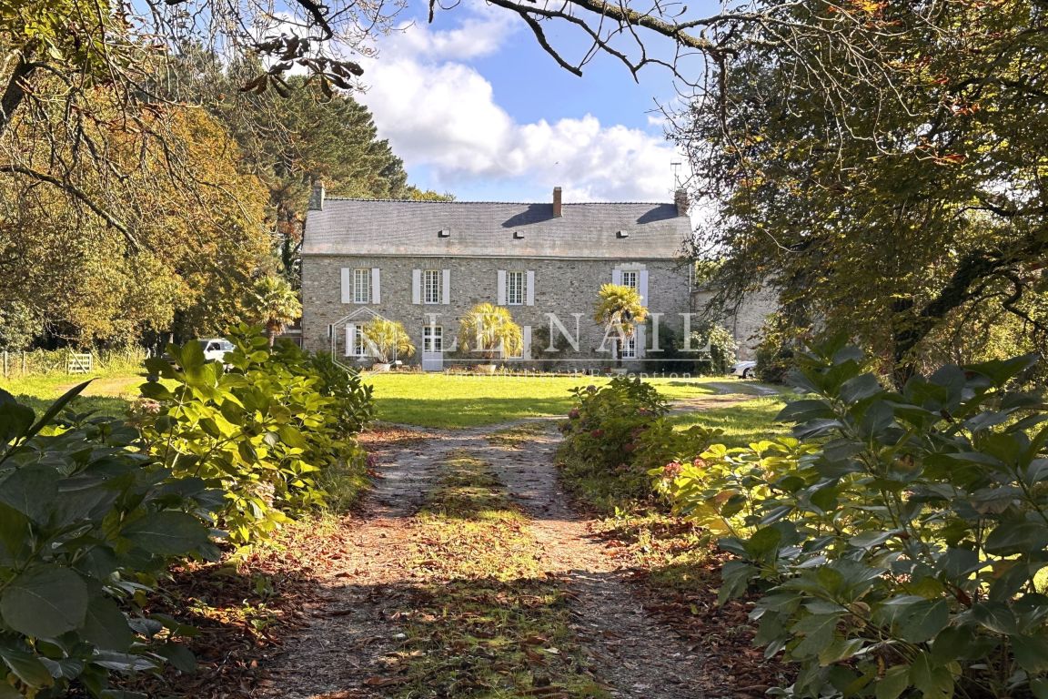 manor house 12 rooms for sale on PONTCHATEAU (44160) - See details