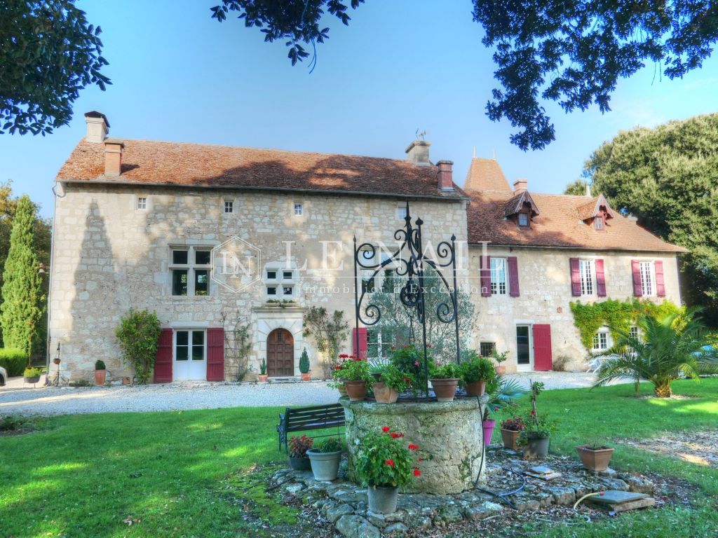 manor house 10 rooms for sale on AGEN (47000) - See details