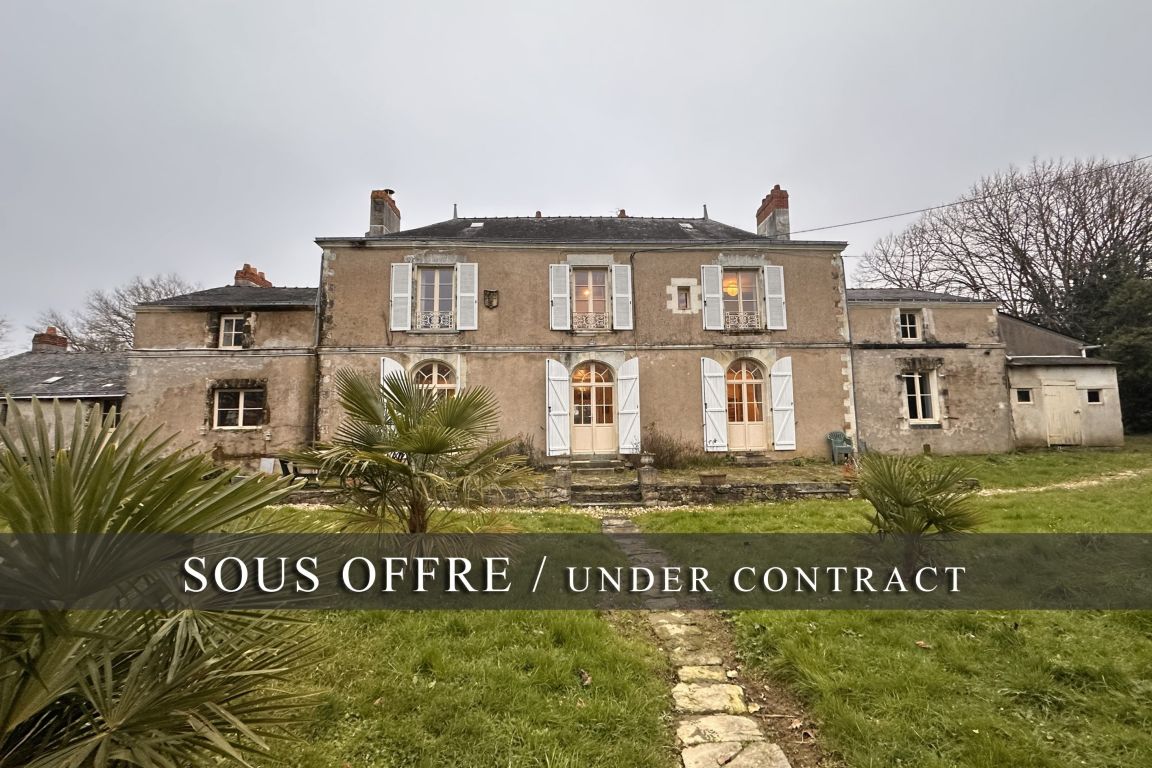 manoir 11 pièces en vente à THOUARE SUR LOIRE (44470) - Plus de details