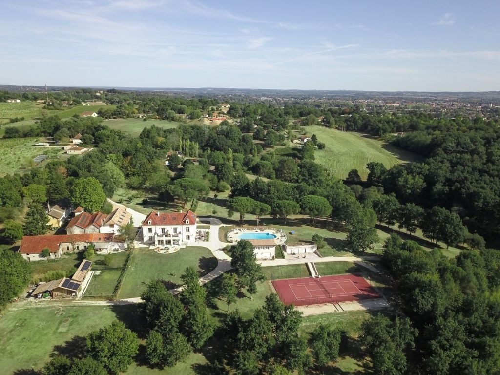 manor house 16 rooms for sale on BERGERAC (24100) - See details