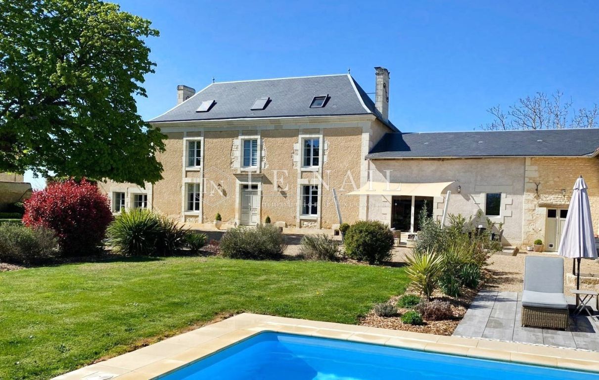 mansion 9 rooms for sale on POITIERS (86000) - See details