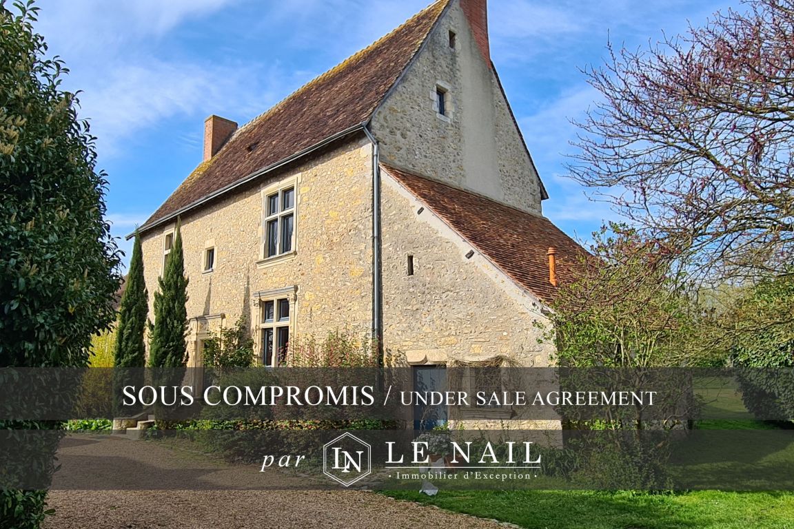 manor house 6 rooms for sale on LE MANS (72000) - See details