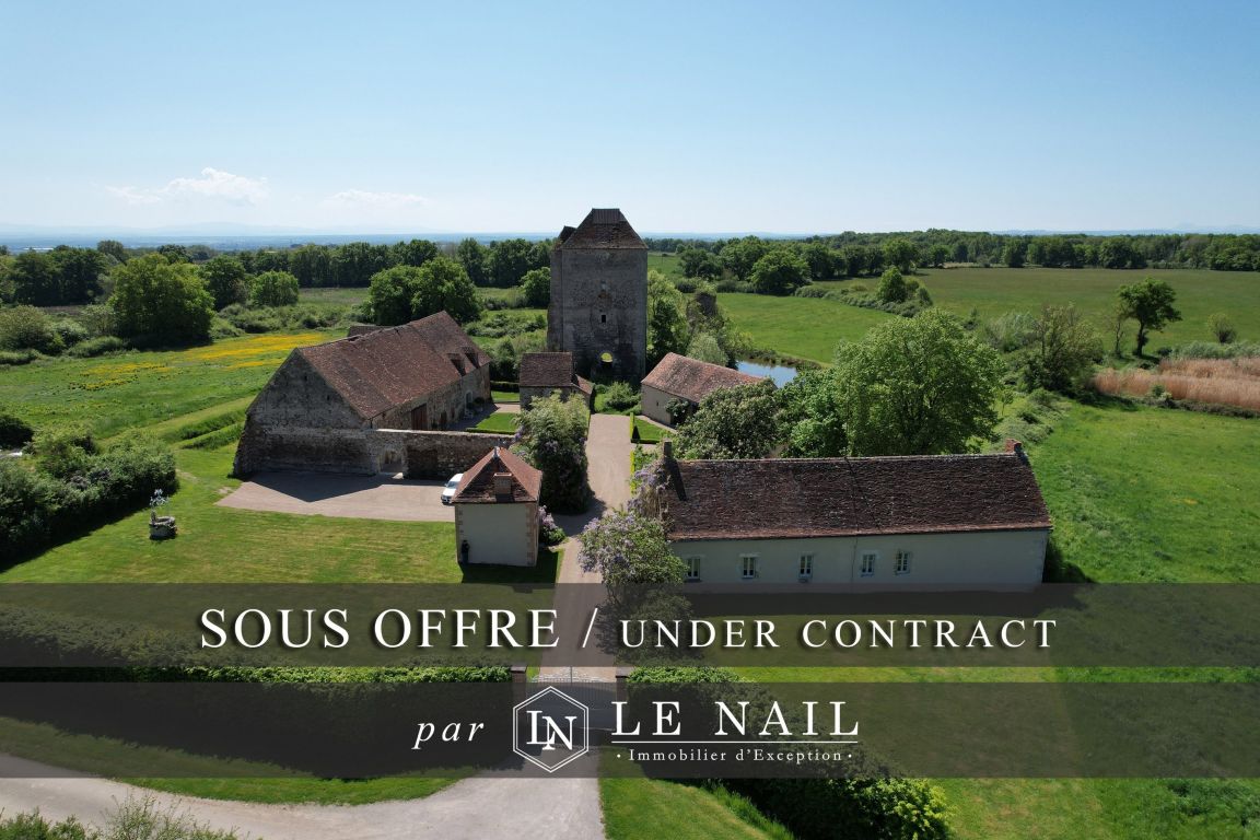 manoir 9 pièces en vente à ST POURCAIN SUR SIOULE (03500) - Plus de details