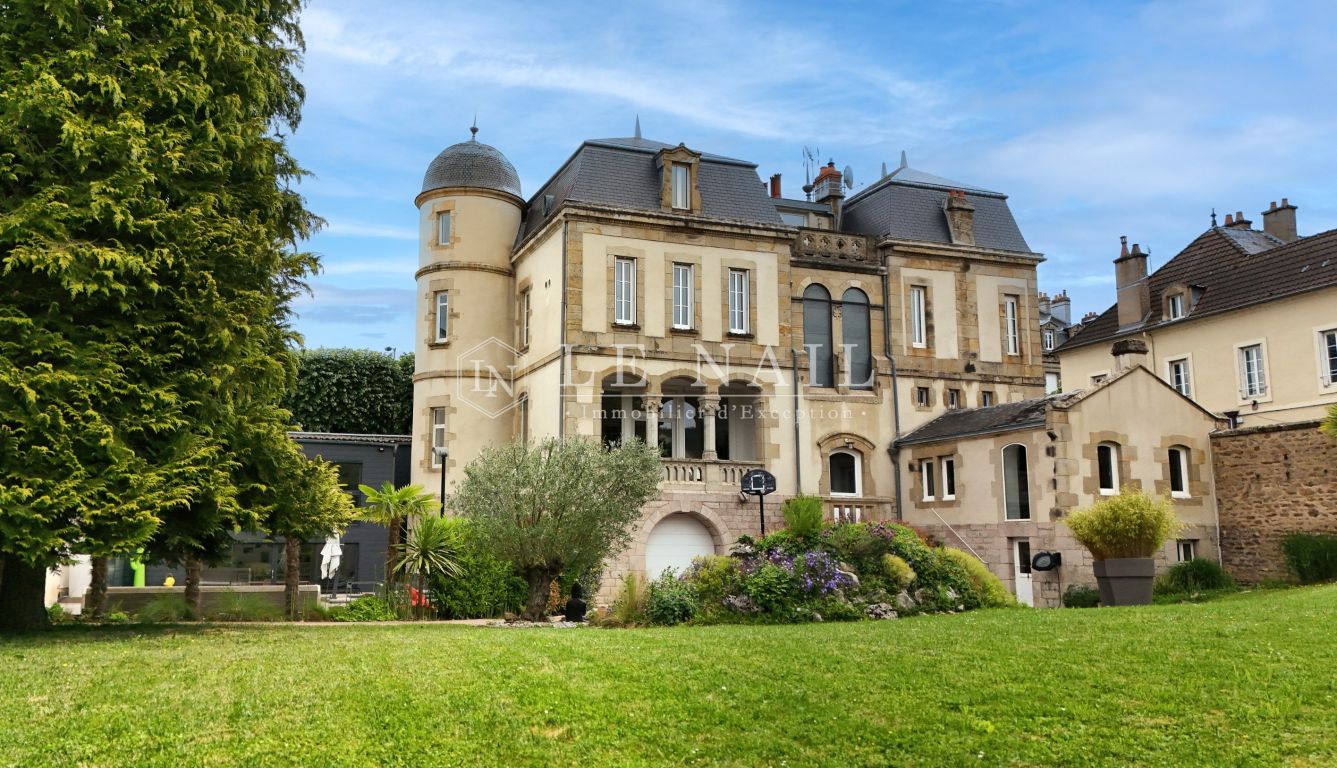 hôtel particulier 14 pièces en vente à LE CREUSOT (71200) - Plus de details